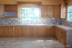 Rainbow Crescent Arouca 2 bedroom..