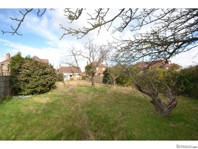 2 bedroom bungalow in Minster On Sea.. - 2