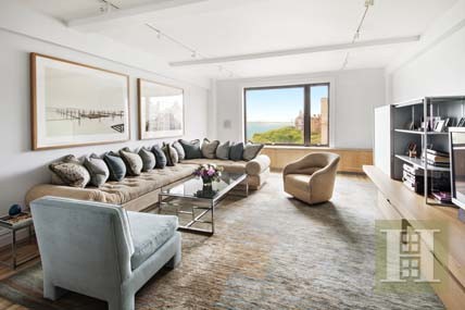 4 bedroom Apartment For Sale: 37..