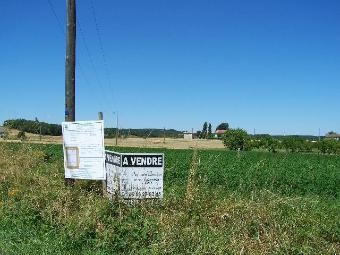 DORDOGNE land a batir of 2530 m2 - 2