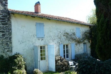 Stone House For Sale St Jean D Angely - 2