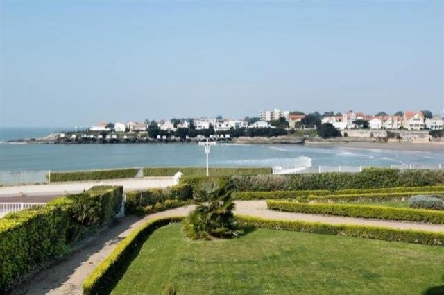 3 bedroom Duplex For Sale: 17200 ROYAN - 2