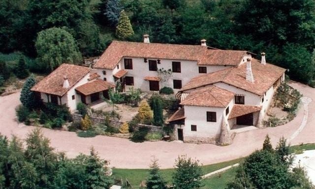 4 bedroom Character For Sale: 63120..