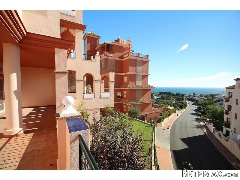 3 bedroom apartment for sale - 2