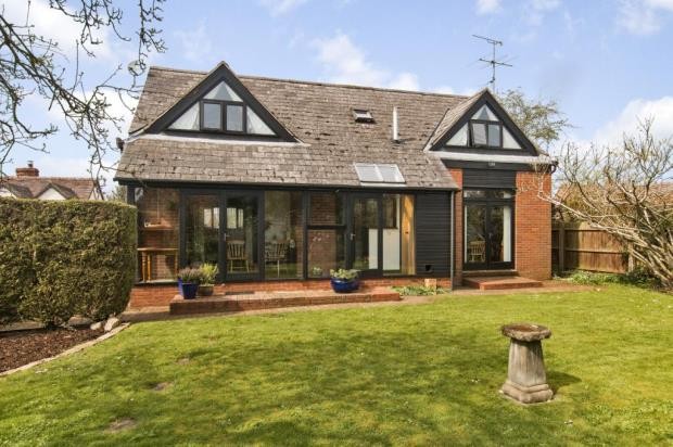 Pear Tree Cottage, Causeway, Redmarley..