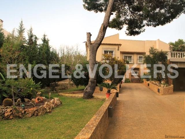 Majestic villa with great design
