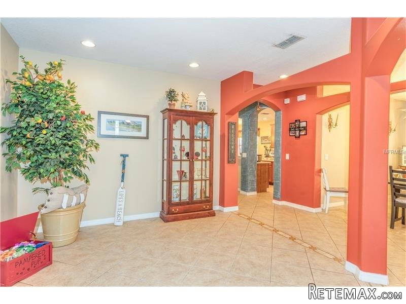 5 bedroom Property For Sale: 2025 ABBEY.. - 2