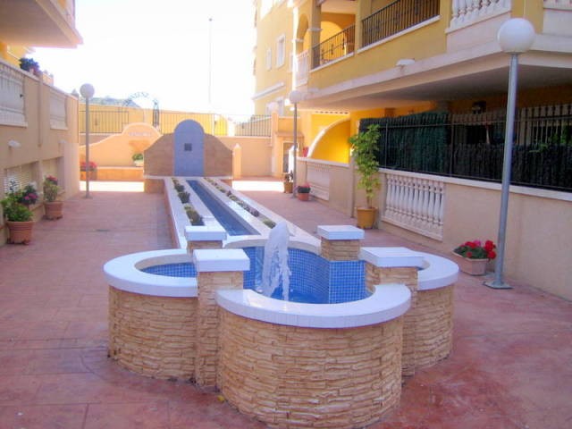 2 Bedroom Penthouse Apartment In.. - 2