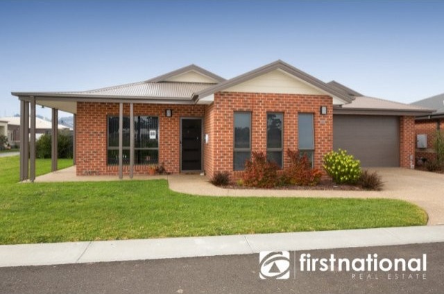 - PAKENHAM - VIC