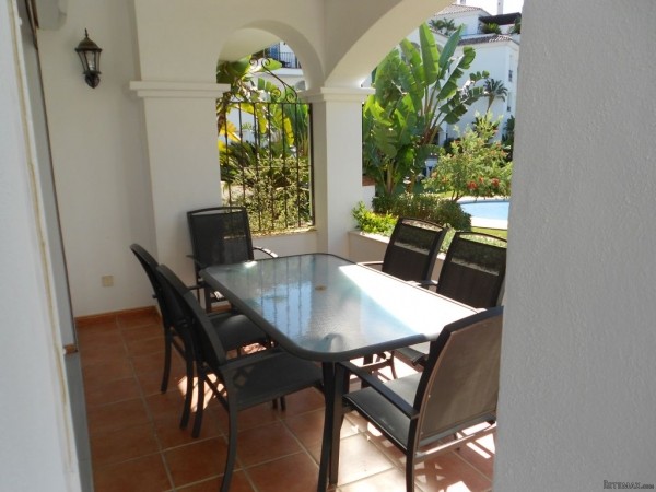 2 bed Apartment in MIRAFLORES - 2