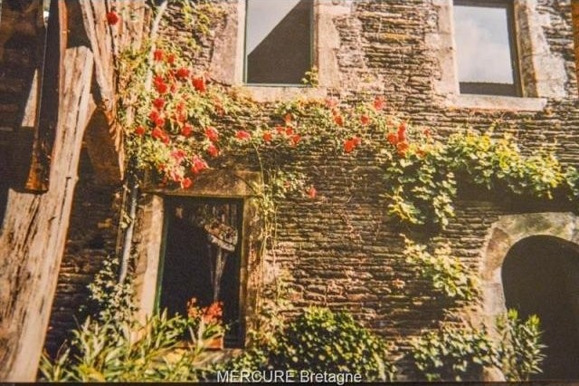 5 bedroom Character For Sale: 56220.. - 2