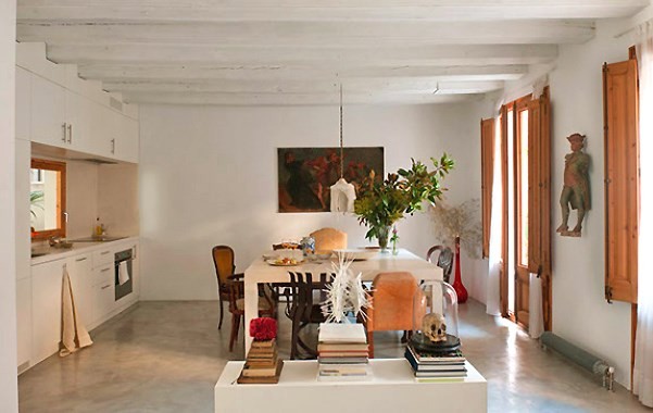 2 bedroom Flat For Sale: BARCELONA..