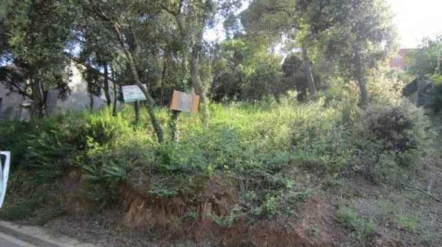 PLOT IN RESIDENCIAL BEGUR - 2