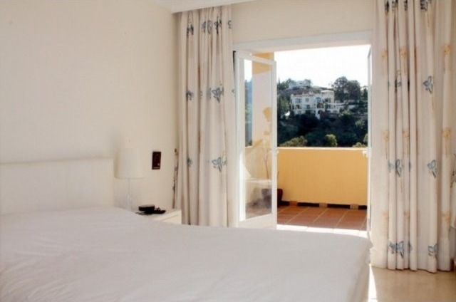 Best Priced Apartment in Los Arcos de..