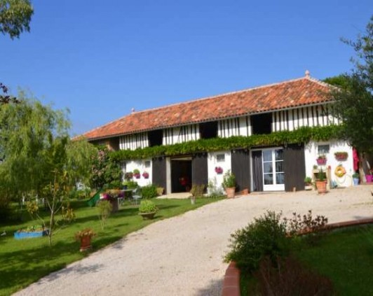 Immaculate maison de maitre in mature.. - 2