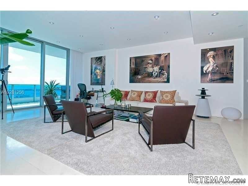 3 bedroom Flat For Sale: 200 Biscayne.. - 2