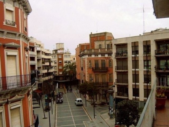3 Bedrooms - Apartment - Girona - For..