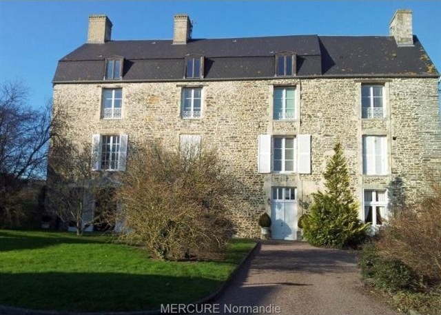 4 bedroom Manor House For Sale: 14220..