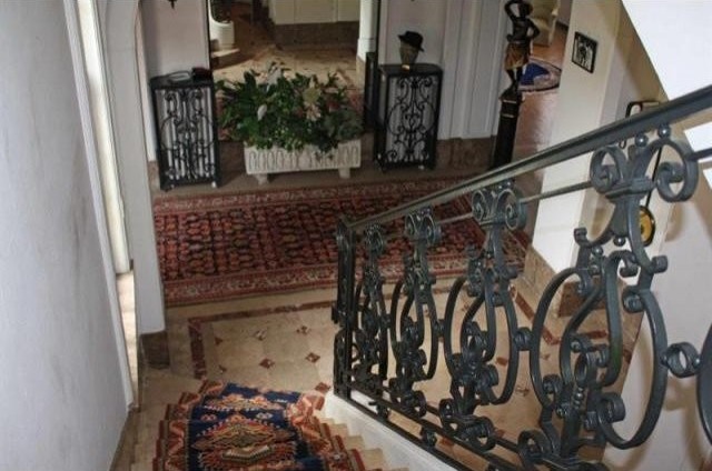 6 bedroom House For Sale: 62000 ARRAS - 2