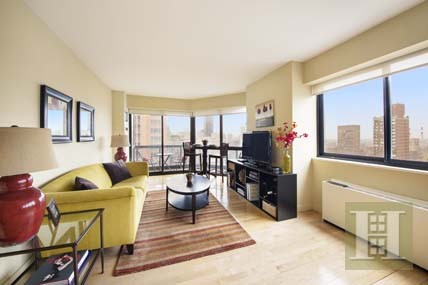 1 bedroom Apartment For Sale: 200 EAST..