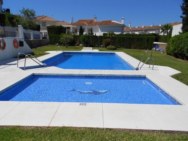 3 bed Apartment in RIVIERA DEL SOL - 2