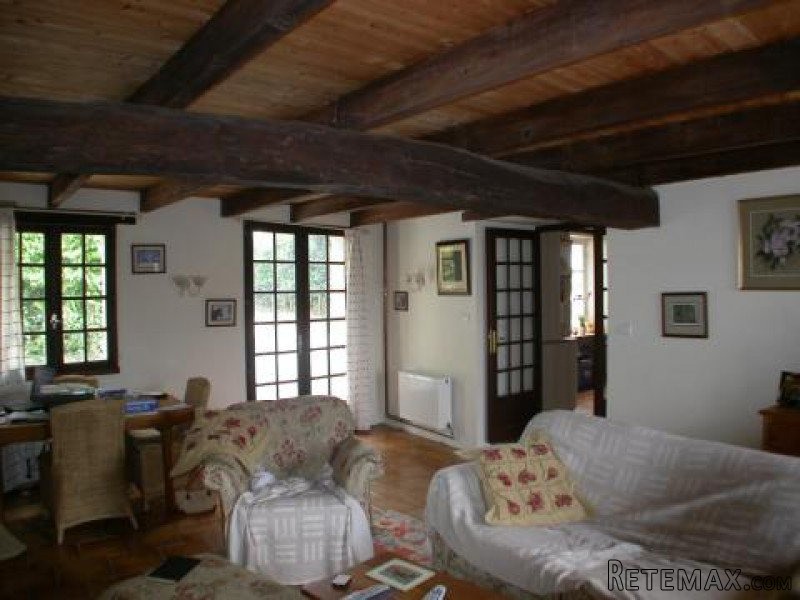 3 Bedroom Renovated Country Stone House.. - 2