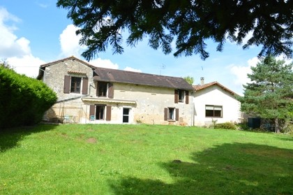 Beautiful 3-bed home with gîte - just 2..