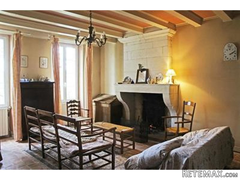 5 Bedrooms - House - Poitou-Charentes.. - 2
