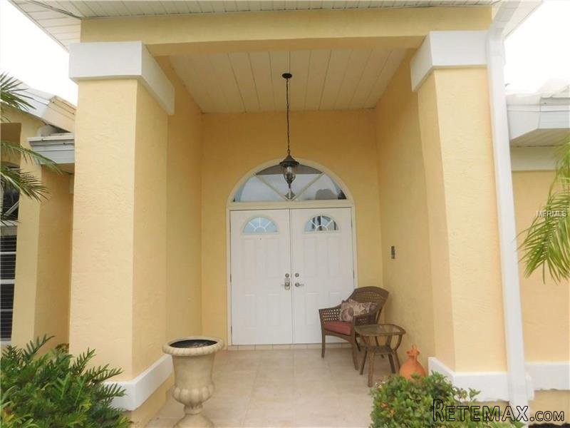 3 bedroom House For Sale: 512 Warwick.. - 2