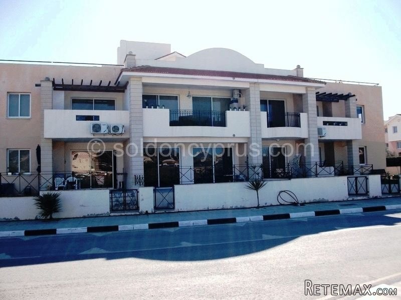 2 Bedrooms - Apartment - Larnaca - For..