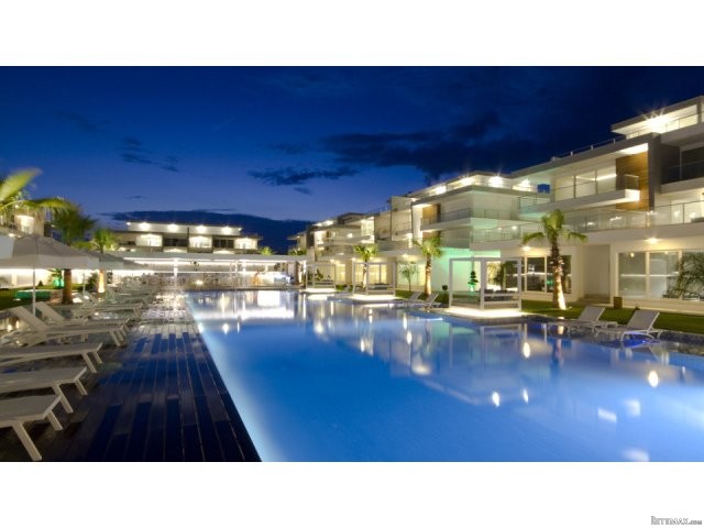 Ilica Apartment, Side.