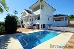 4 Bedrooms - Villa - Malaga - For Sale
