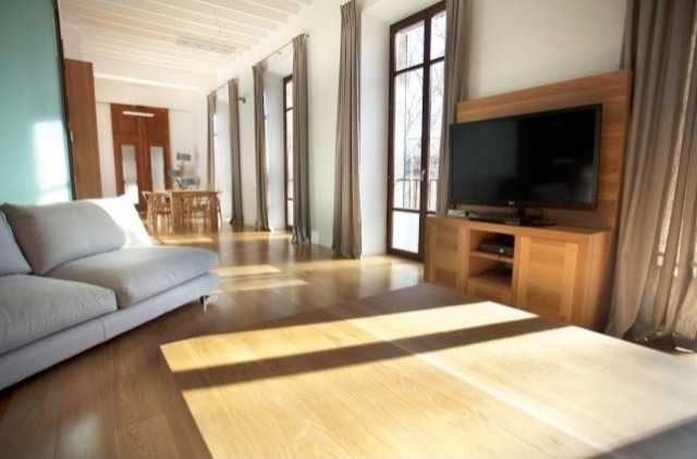 Beautiful Large Apartment In The Old..