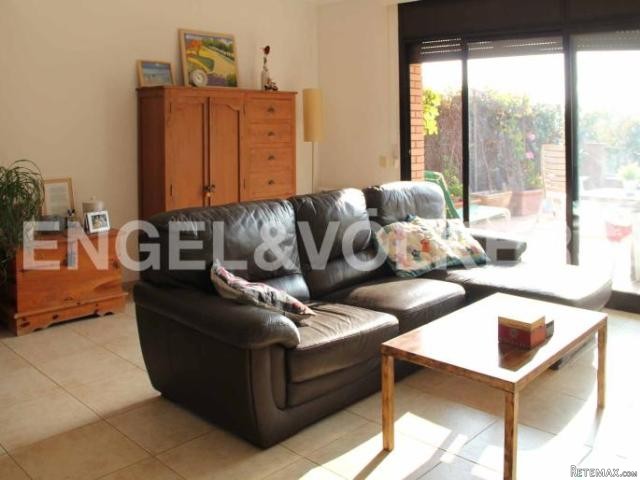 Located downtown wonderful views.. - 2