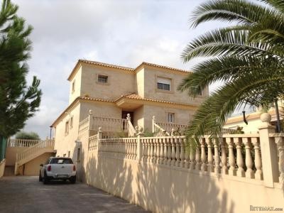 5 Bedrooms - Villa - Murcia - For Sale