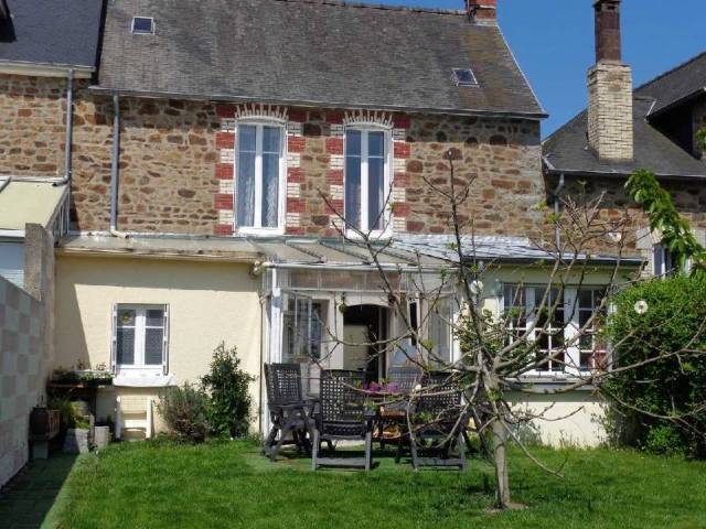 Nice House in Lovely Town