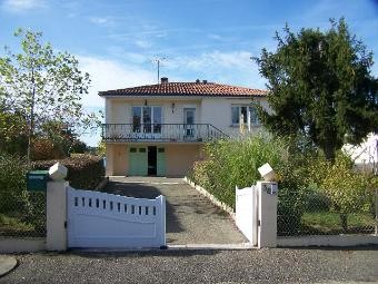 Immaculate 3 Bedroom Detached House..
