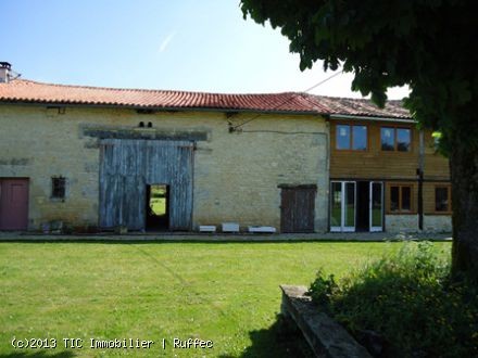 Renovated old stone house - 2
