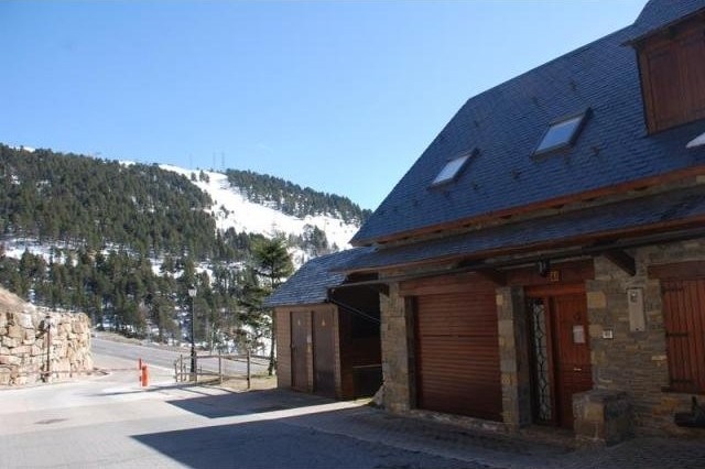 3 bedroom Flat For Sale: LLEIDA, NAUT..