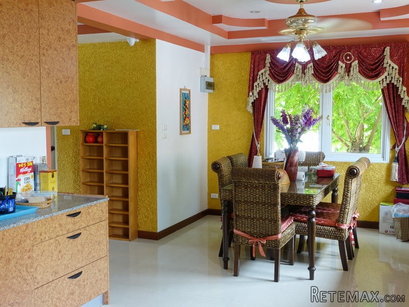 Bargain: 4 plus bedroom family home.. - 2