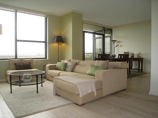 1 bedroom Apartment For Sale: 15..