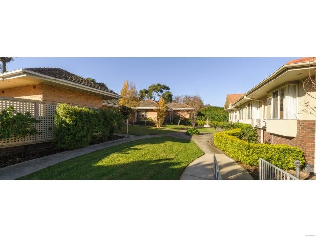 Life Care Glenrose Court - Independent..