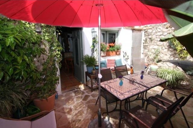 7 Bedrooms - House - Alicante - For Sale