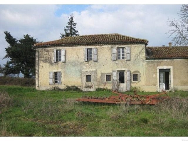 Former Farm For Renovation
