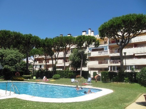 1 Bed Apartment for sale in Calahonda