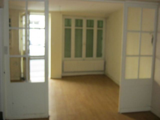 2 bedroom Village House, near all shops - 2