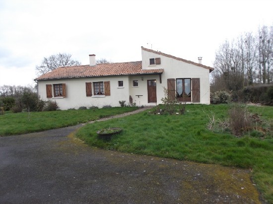 Lovely House with Pond and Land