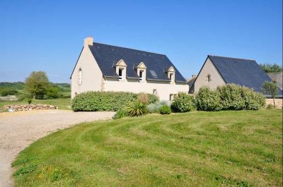House only 800m From the Sea