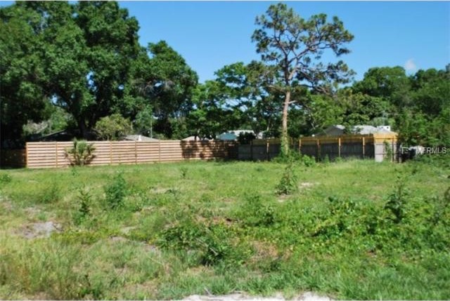 Land For Sale: Olympic St, Sarasota, FL..