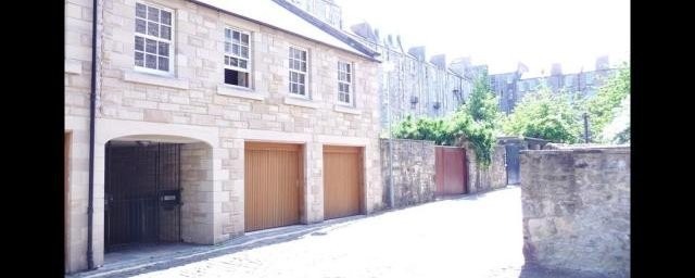 4 Cumberland Street, South West Lane..